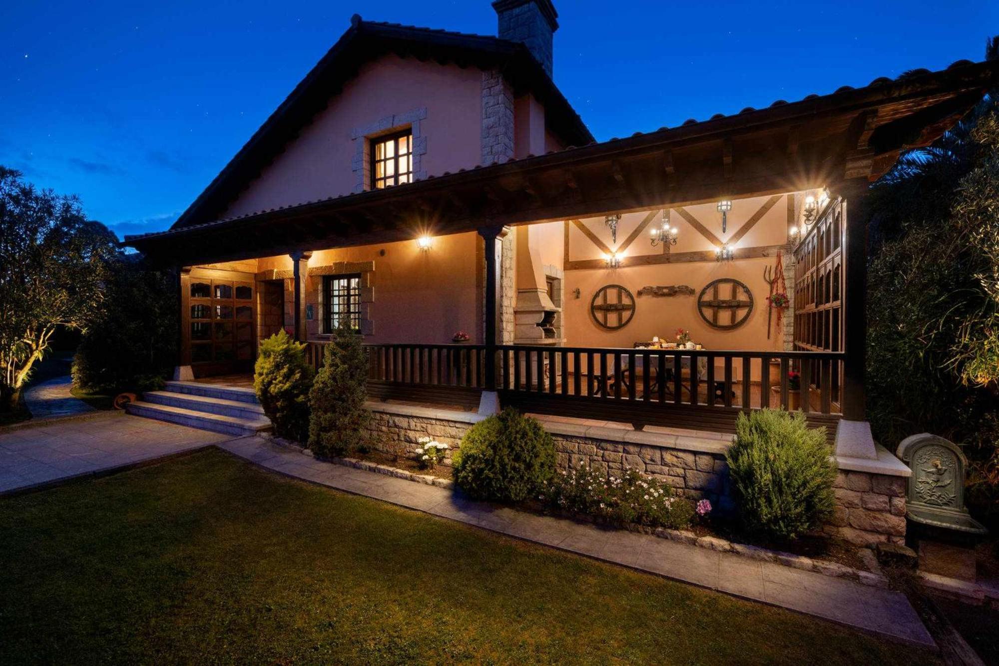 Casa En La Costa Con Wifi Jardin Y Barbacoa Guest House Llanes Luaran gambar
